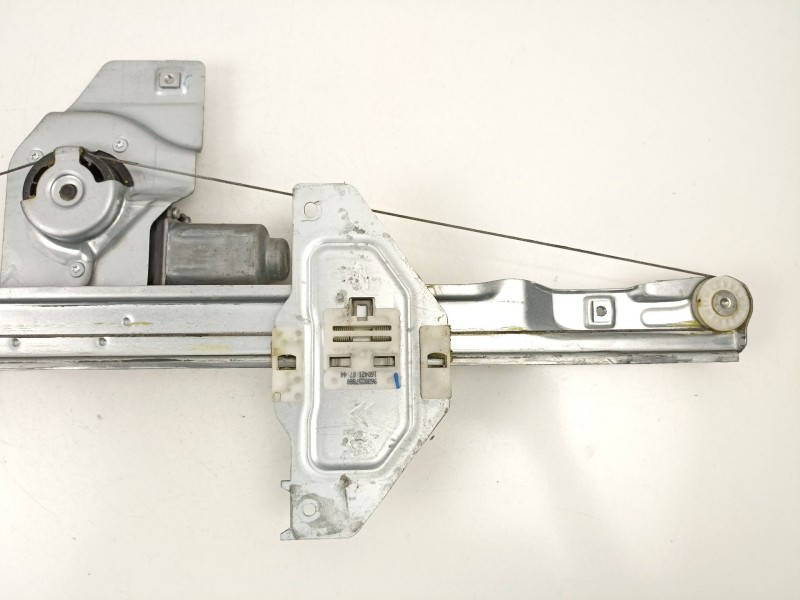 Recambio de elevalunas delantero derecho para citroën berlingo multispace (b9) 1.6 bluehdi 100 referencia OEM IAM 9680557880  