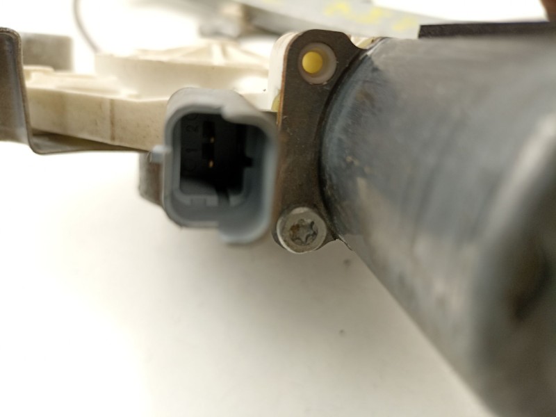 Recambio de elevalunas delantero izquierdo para nissan micra iii (k12) 1.5 dci referencia OEM IAM 80701BC600  