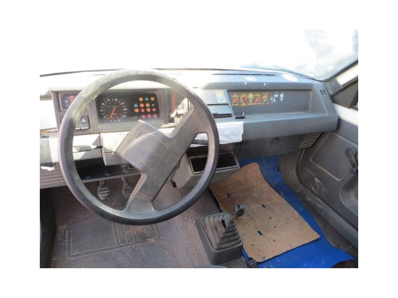 renault express del año 1986