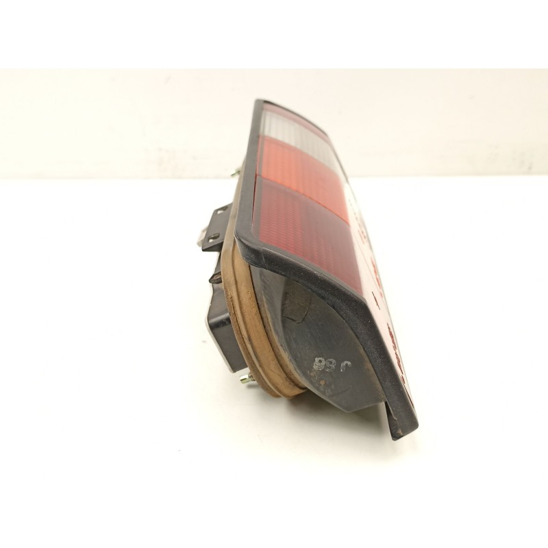 Recambio de piloto trasero derecho para renault express 1.4 g referencia OEM IAM 7701031916  