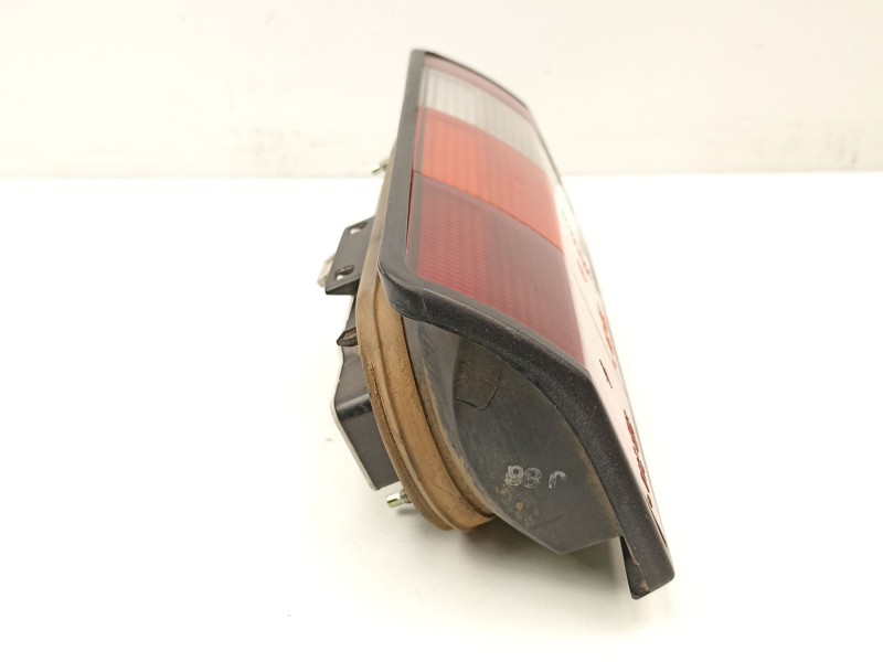 Recambio de piloto trasero derecho para renault express 1.4 g referencia OEM IAM 7701031916  