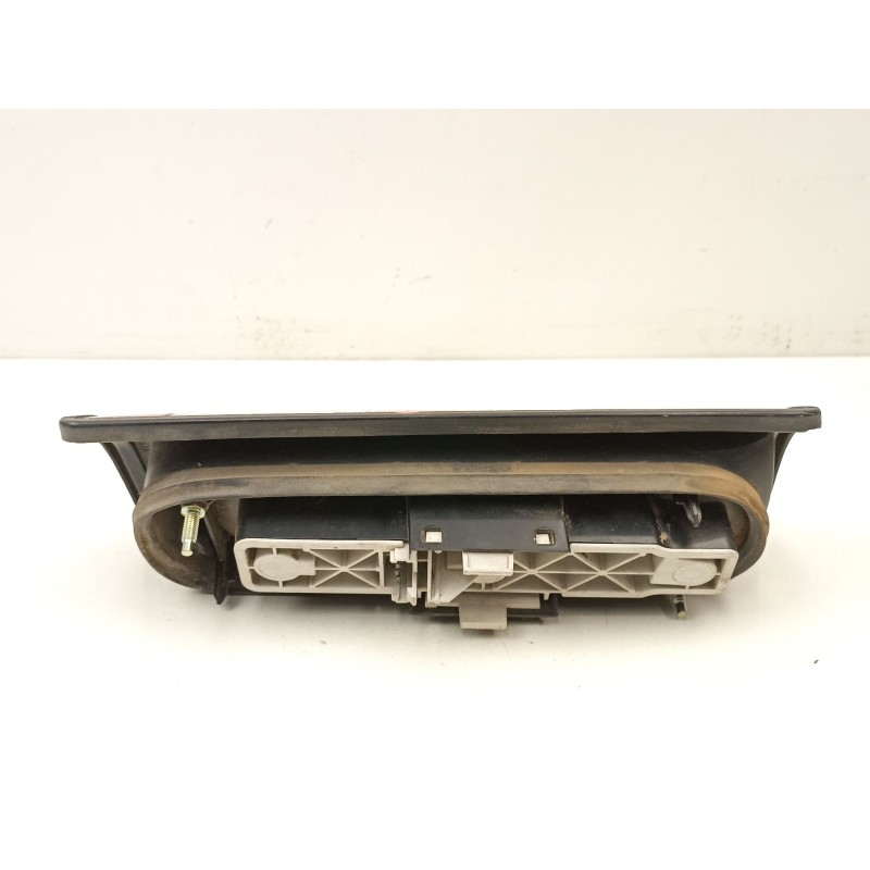 Recambio de piloto trasero derecho para renault express 1.4 g referencia OEM IAM 7701031916  