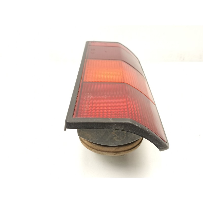 Recambio de piloto trasero izquierdo para renault express 1.4 g referencia OEM IAM 7701031915  