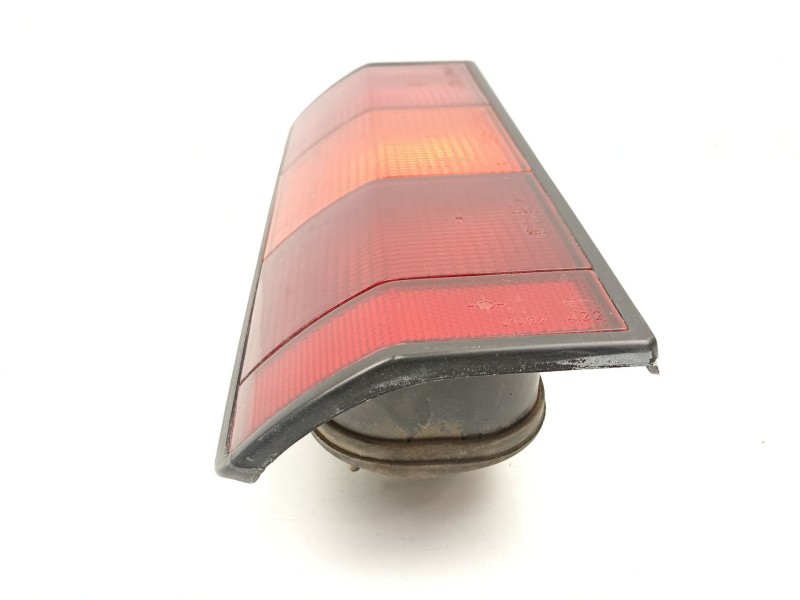 Recambio de piloto trasero izquierdo para renault express 1.4 g referencia OEM IAM 7701031915  