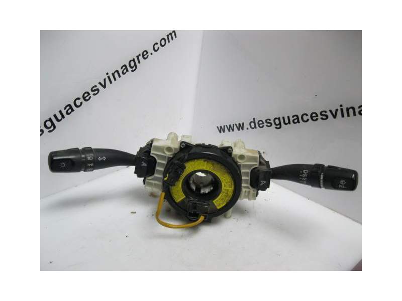 Recambio de mando luces y limpias para hyundai accent 1.5 td -3ea 5p referencia OEM IAM 9342025110  9343025130