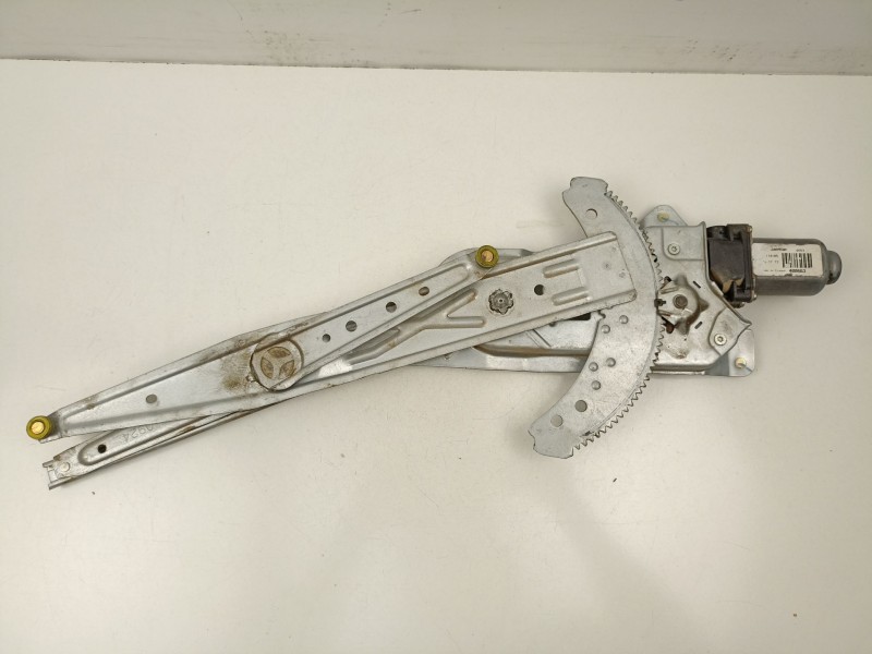 Recambio de elevalunas delantero izquierdo para renault kangoo 1.9 dci /f9q 37 4x4 referencia OEM IAM 8200188553  