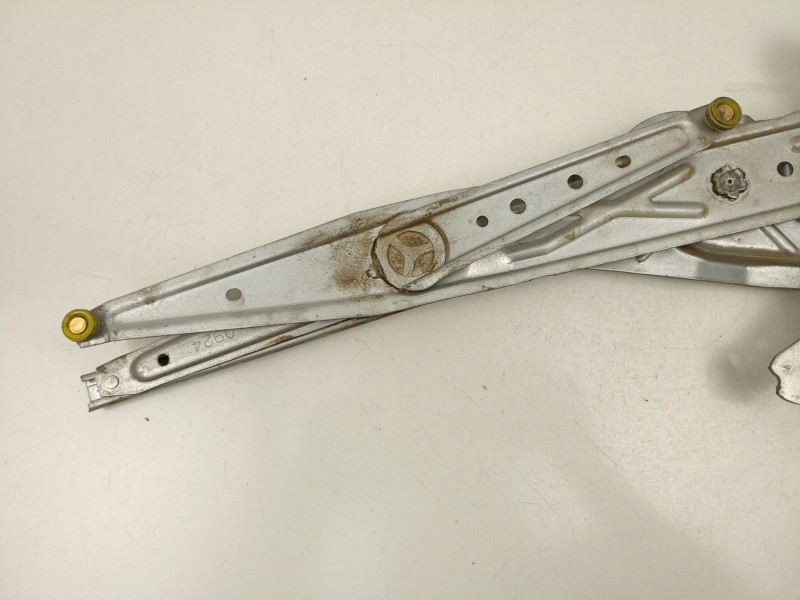 Recambio de elevalunas delantero izquierdo para renault kangoo 1.9 dci /f9q 37 4x4 referencia OEM IAM 8200188553  