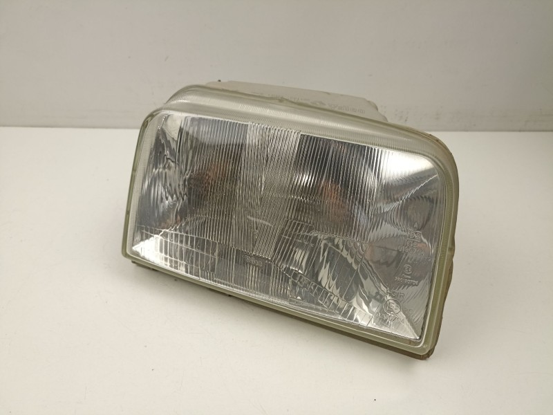 Recambio de faro derecho para renault express 1.2 g -c1g referencia OEM IAM 7700811984  