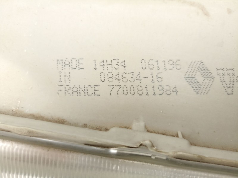 Recambio de faro derecho para renault express 1.2 g -c1g referencia OEM IAM 7700811984  