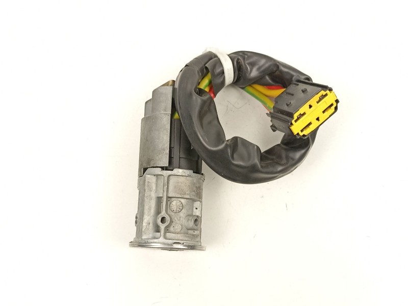 Recambio de conmutador de arranque para dacia logan básico referencia OEM IAM 6001551102  