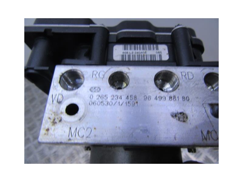 Recambio de abs : peugeot 307 : 2.0 hdi cabrio 6v [2006] para peugeot 307 2.0 hdi cabrio 6v referencia OEM IAM 9649988180  