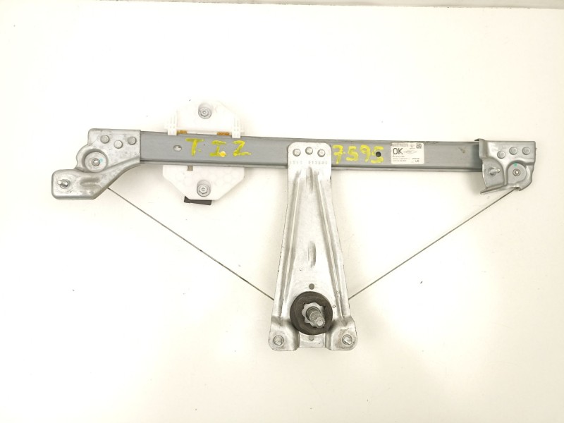 Recambio de elevalunas trasero izquierdo para dacia sandero ambiance referencia OEM IAM 827217198R  