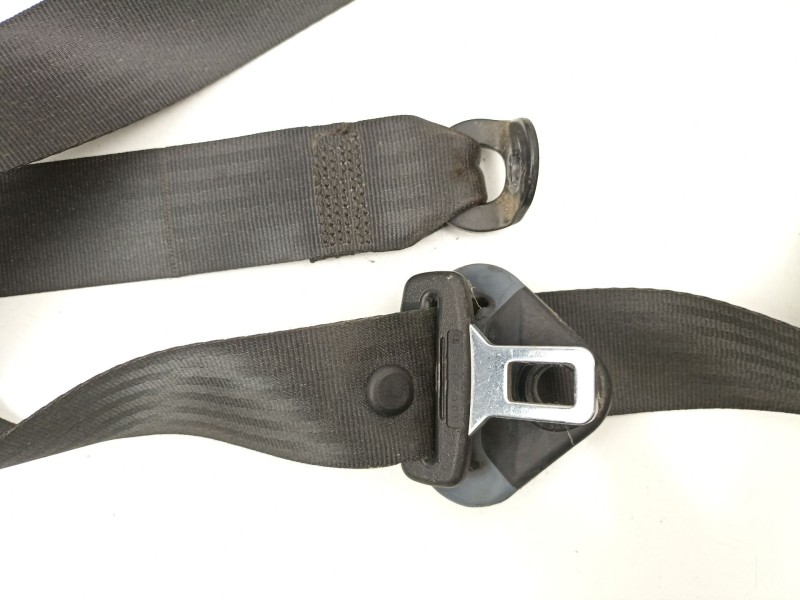 Recambio de cinturon seguridad delantero derecho para piaggio porter 1.4 d lombardini referencia OEM IAM 00023648C  