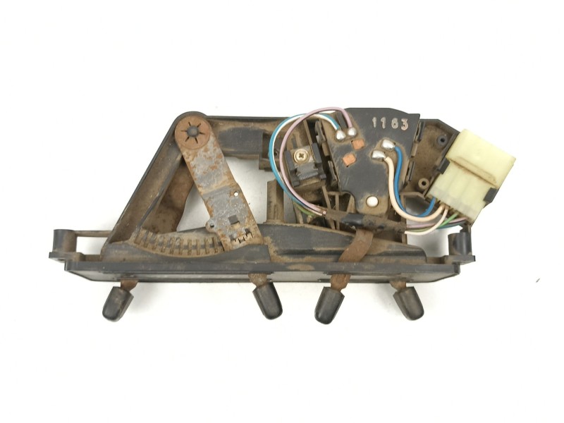 Recambio de mandos calefaccion aire para piaggio porter 1.4 d lombardini referencia OEM IAM 1391975  