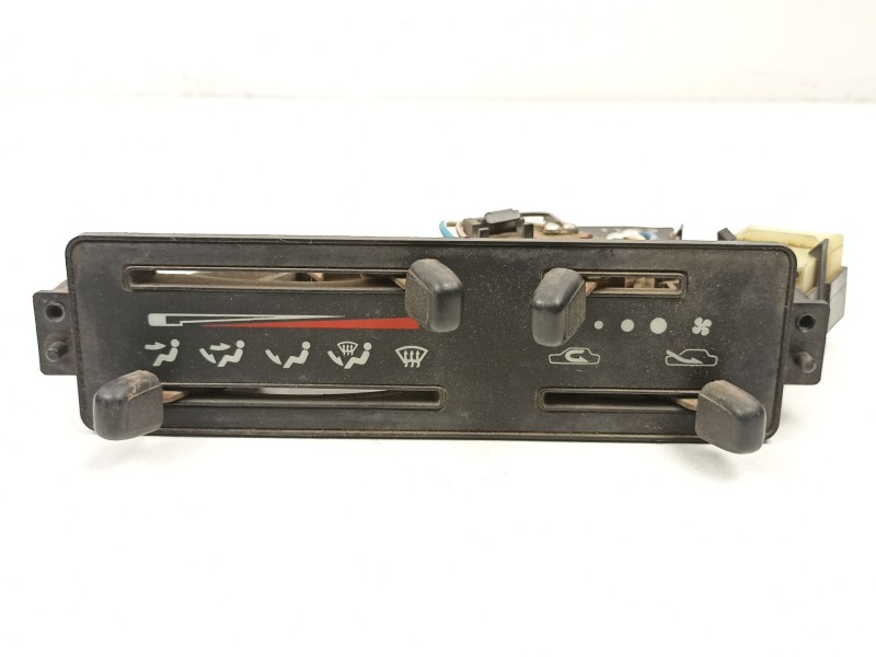 Recambio de mandos calefaccion aire para piaggio porter 1.4 d lombardini referencia OEM IAM 1391975  