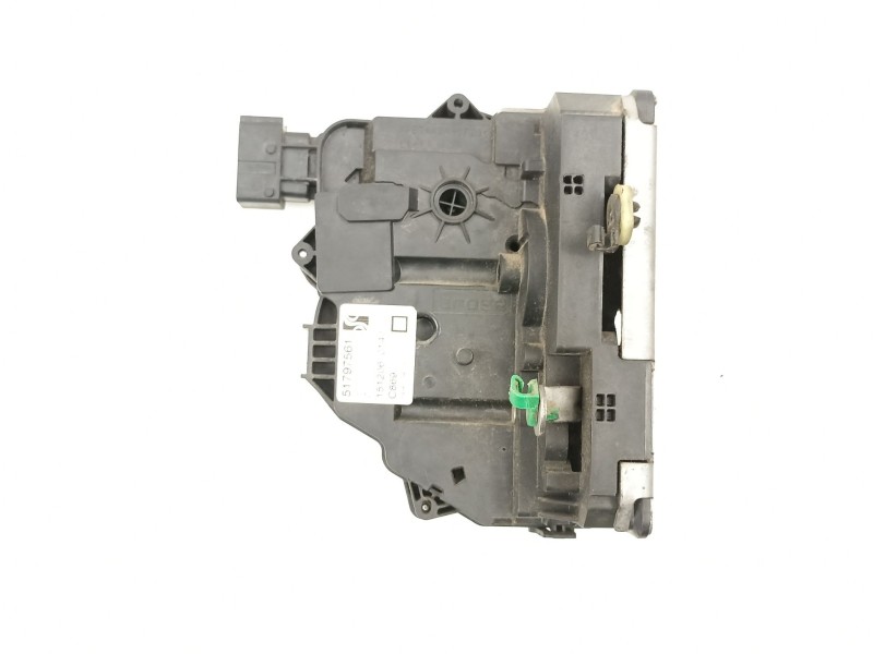 Recambio de cerradura puerta delantera izquierda para fiat punto 1.9 jtd referencia OEM IAM 51797561  