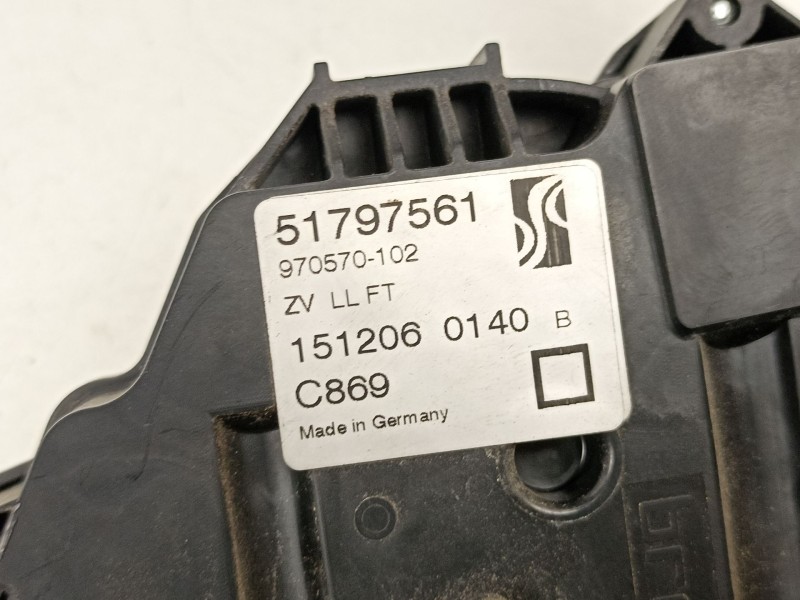 Recambio de cerradura puerta delantera izquierda para fiat punto 1.9 jtd referencia OEM IAM 51797561  