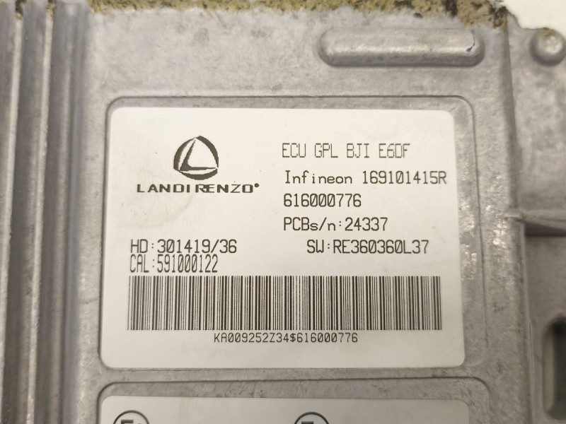 Recambio de centralita para dacia sandero iii 1.0 tce 100 eco-g referencia OEM IAM 169101415R 616000776 