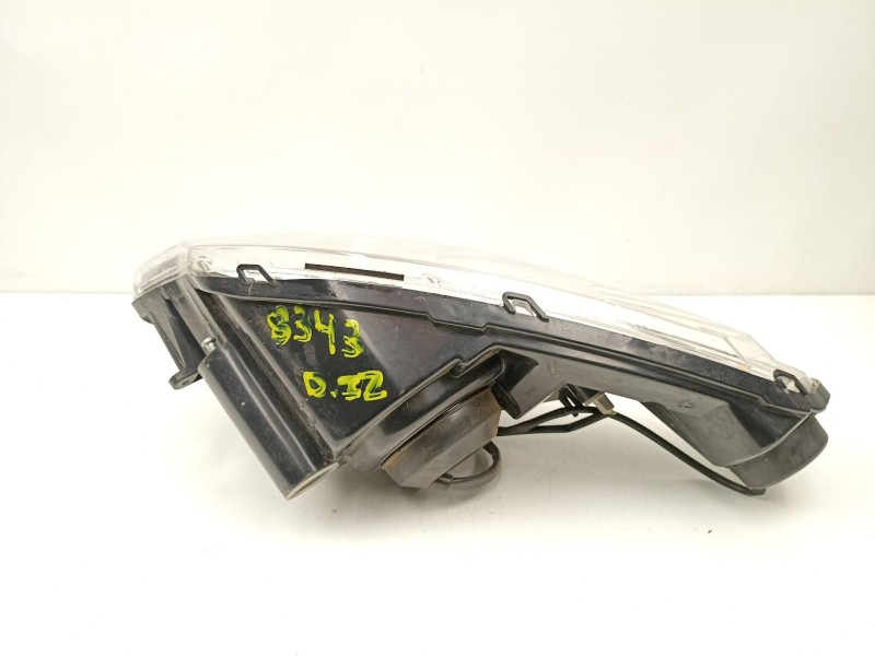Recambio de faro izquierdo para peugeot satelis satelis 250 (j2) referencia OEM IAM 766941  