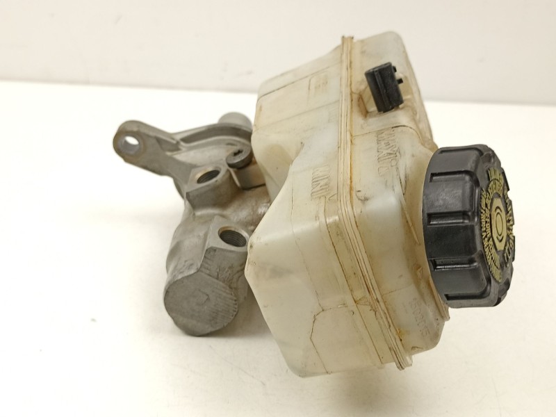 Recambio de bomba de freno para dacia duster (hs_) 1.5 dci 4x4 referencia OEM IAM 460112629R  