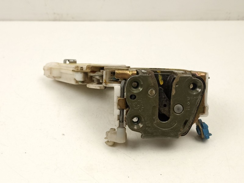 Recambio de cerradura puerta delantera derecha para nissan almera i (n15) 1.4 referencia OEM IAM 8050279915  