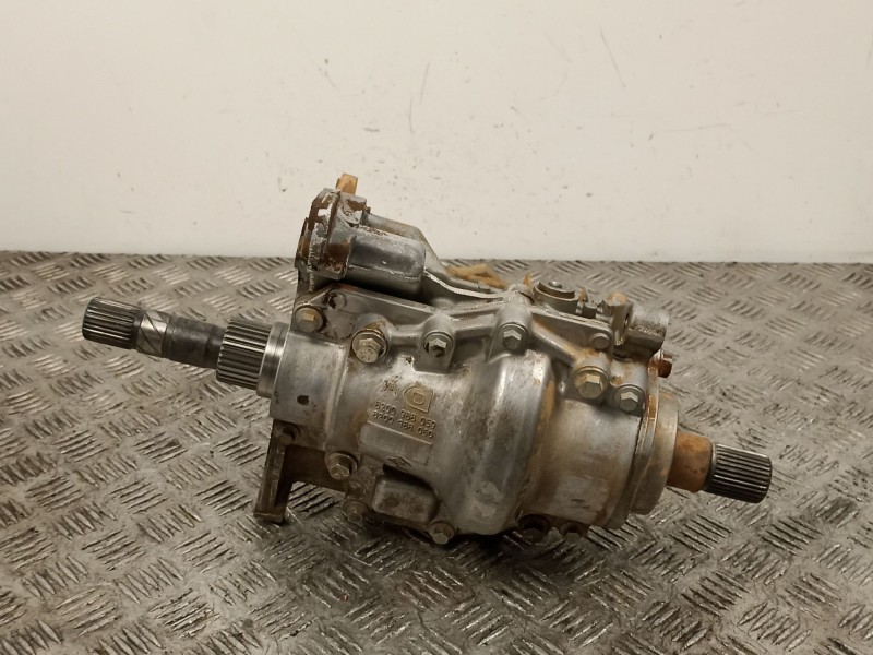 Recambio de diferencial delantero para dacia duster (hs_) 1.5 dci 4x4 referencia OEM IAM 8200988056 8200988059 8200988057