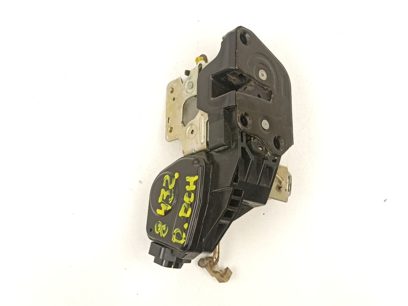 Recambio de cerradura puerta delantera derecha para hyundai trajet (fo) 2.0 crdi referencia OEM IAM 813203A000  