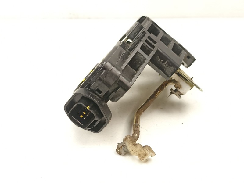 Recambio de cerradura puerta delantera derecha para hyundai trajet (fo) 2.0 crdi referencia OEM IAM 813203A000  