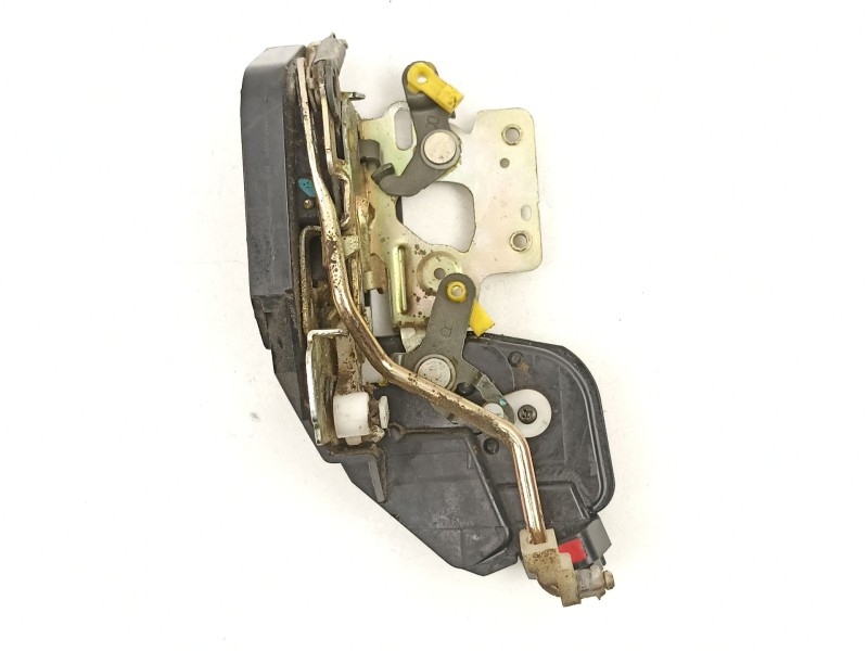 Recambio de cerradura puerta delantera derecha para hyundai trajet (fo) 2.0 crdi referencia OEM IAM 813203A000  