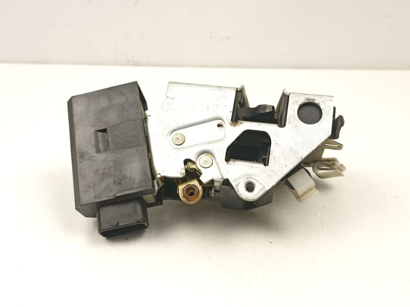 Recambio de cerradura puerta delantera derecha para bmw 5 (e34) 525 td referencia OEM IAM 8138924  