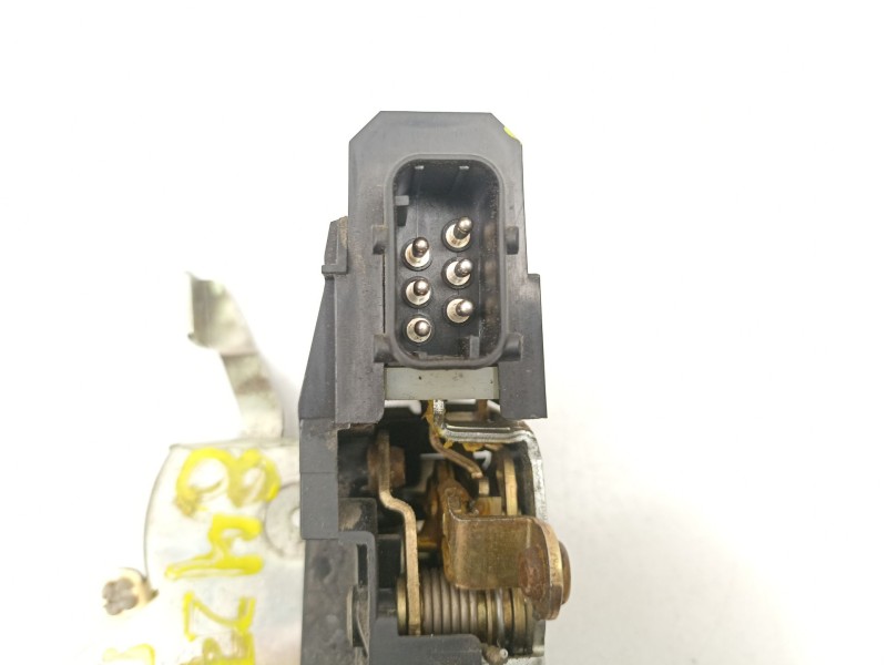 Recambio de cerradura puerta delantera derecha para bmw 5 (e34) 525 td referencia OEM IAM 8138924  
