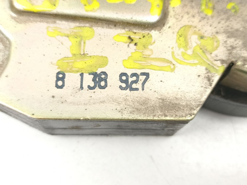 Recambio de cerradura puerta trasera izquierda para bmw 5 (e34) 525 td referencia OEM IAM 8138927  