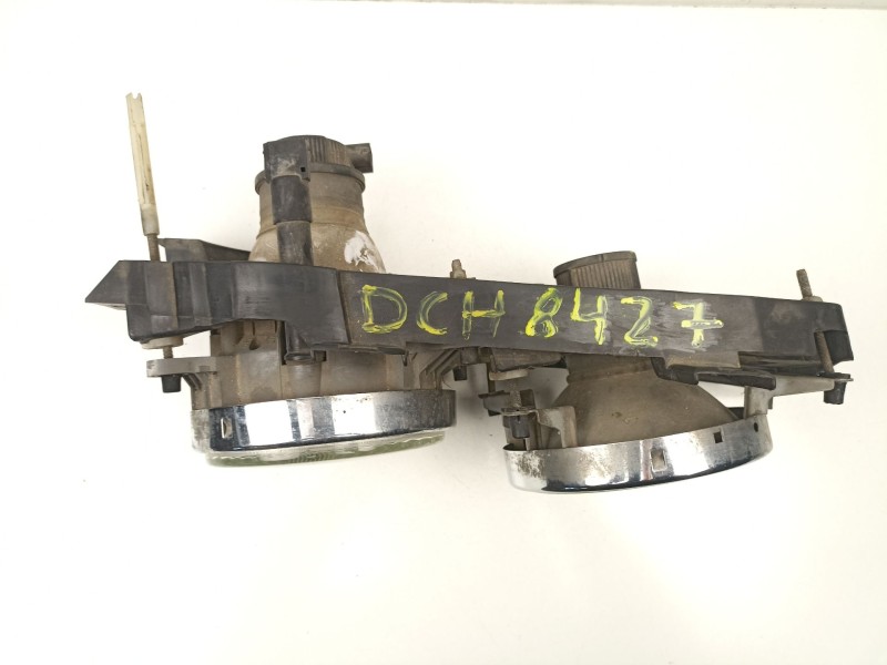 Recambio de faro derecho para bmw 5 (e34) 525 td referencia OEM IAM 63121391322  