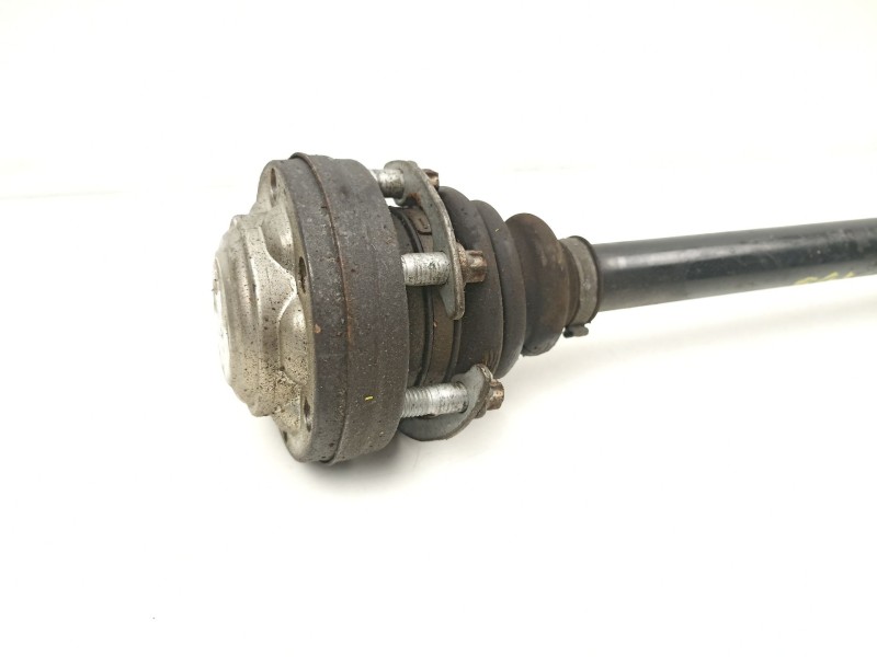 Recambio de transmision trasera izquierda para bmw x3 2.0 td 6v referencia OEM IAM 33217540115  