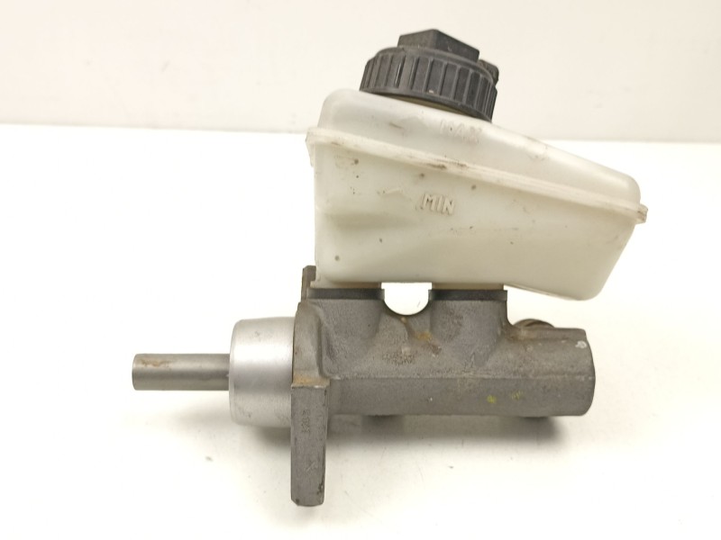 Recambio de bomba de freno para dacia logan básico referencia OEM IAM 6001551029  