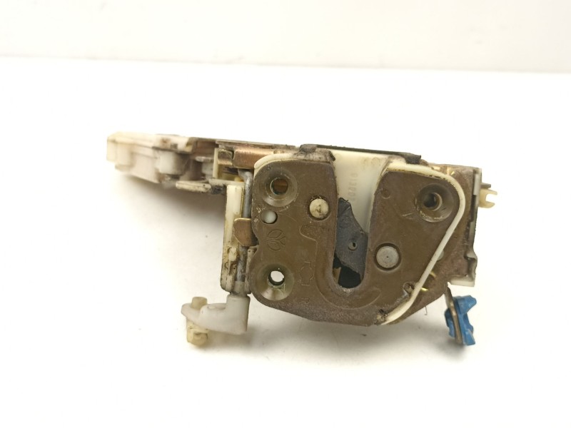 Recambio de cerradura puerta delantera derecha para nissan primera (p10) 2.0 16v referencia OEM IAM 8050299J00  