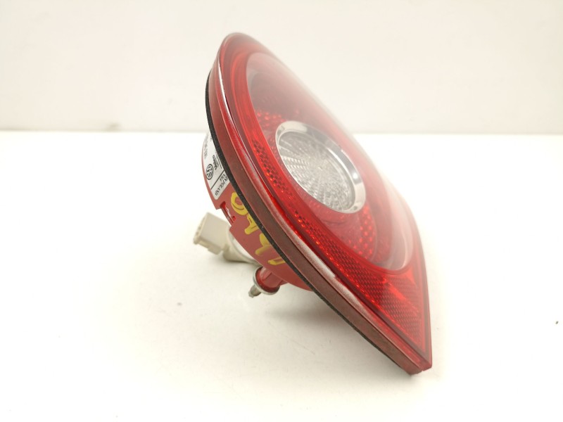 Recambio de piloto porton derecho para volkswagen golf v (1k1) 1.9 tdi referencia OEM IAM 1K6945094G 89031778 