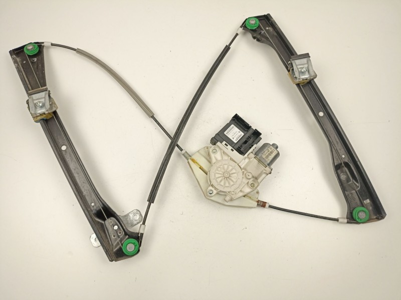 Recambio de elevalunas delantero derecho para volkswagen golf v (1k1) 1.9 tdi referencia OEM IAM 1K4837402S  1K0959792J