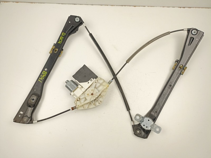 Recambio de elevalunas delantero derecho para volkswagen golf v (1k1) 1.9 tdi referencia OEM IAM 1K4837402S  1K0959792J