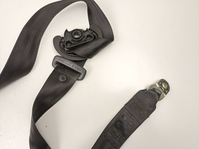 Recambio de cinturon seguridad delantero derecho para volkswagen golf v 1.9 tdi bxe - 1k - 5v referencia OEM IAM 1K4857706  