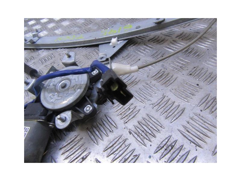 Recambio de elevalunas elec. tra. dch. : chevrolet nubira : 1.5 crdi [2007] para chevrolet nubira 1.5 crdi referencia OEM IAM 96