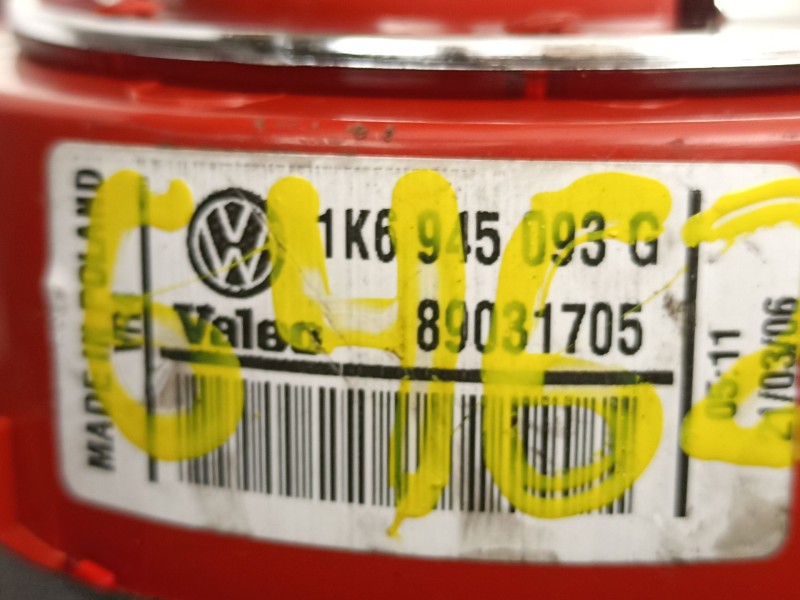 Recambio de piloto porton izquierdo para volkswagen golf 2.0 tdi referencia OEM IAM 1K6945093G 89031705 