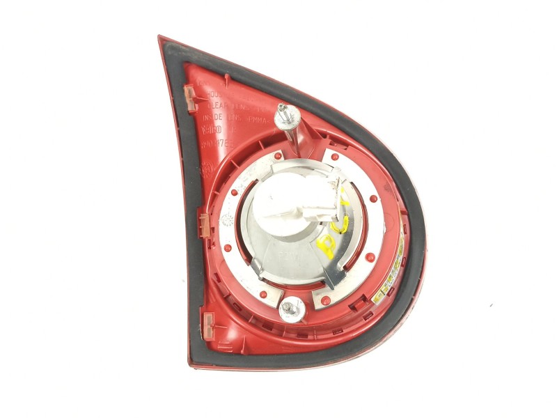 Recambio de piloto porton derecho para volkswagen golf 2.0 tdi referencia OEM IAM 1K6945094G 89031778 