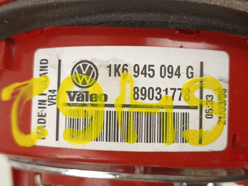 Recambio de piloto porton derecho para volkswagen golf 2.0 tdi referencia OEM IAM 1K6945094G 89031778 