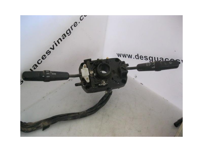 Recambio de mando luces y limpias : ssangyong actyon : 2.5 d -xd3p (68cv) 5p [1995] para ssangyong actyon 2.5 d -xd3p referencia