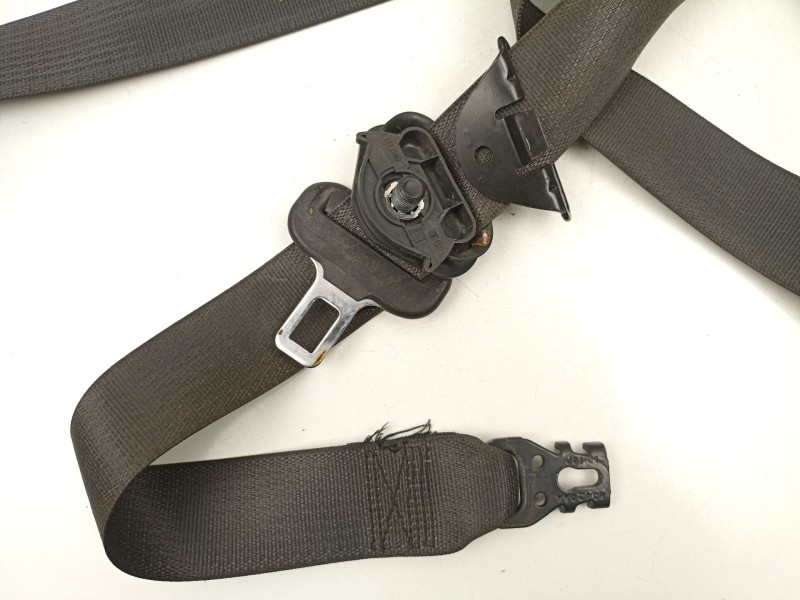 Recambio de cinturon seguridad delantero derecho para opel insignia 2.0 cdti ( 160 cv ) referencia OEM IAM 12848367  