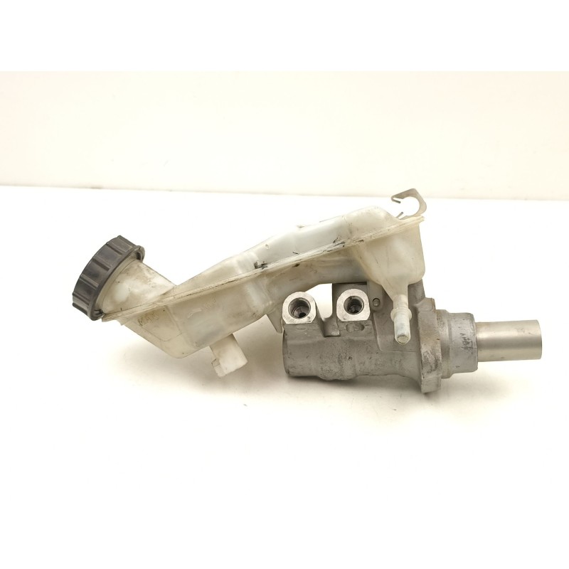 Recambio de bomba de freno para ford fiesta referencia OEM IAM 4S612140KF  