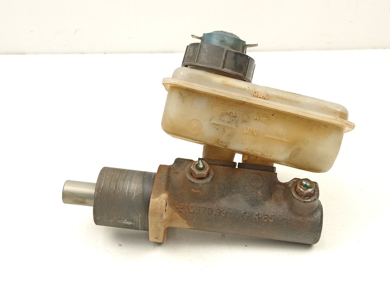 Recambio de bomba de freno para seat marbella (28a) 0.9 referencia OEM IAM SE021715003A  