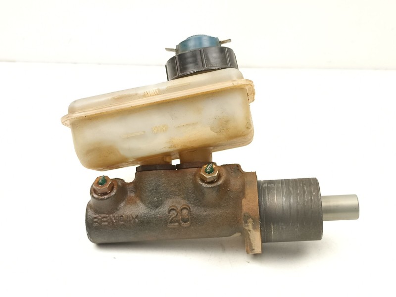 Recambio de bomba de freno para seat marbella (28a) 0.9 referencia OEM IAM SE021715003A  