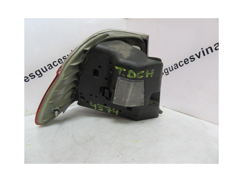 Recambio de piloto trasero dch. : bmw 320 : 2.0 td 20-4d-1 (136cv) [2000] para bmw  320 2.0 td 20-4d-1 referencia OEM IAM BLANCO